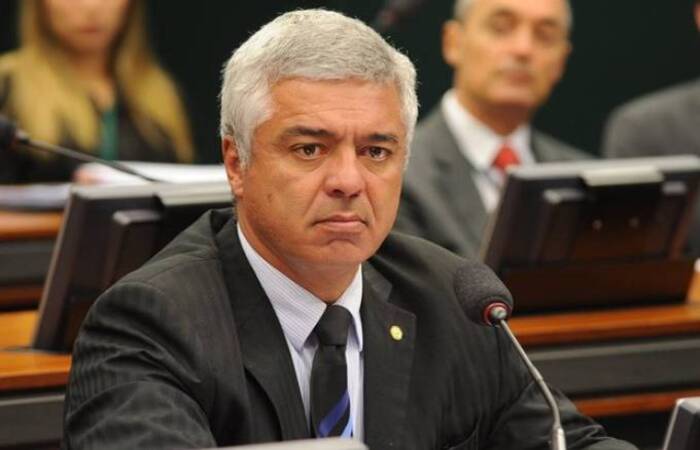 Líder do PSL no Senado morre vítima da covid-19