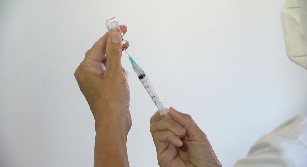 Covid: Estado zera mortes de idosos entre 80 e 89 anos após aplicação da vacina