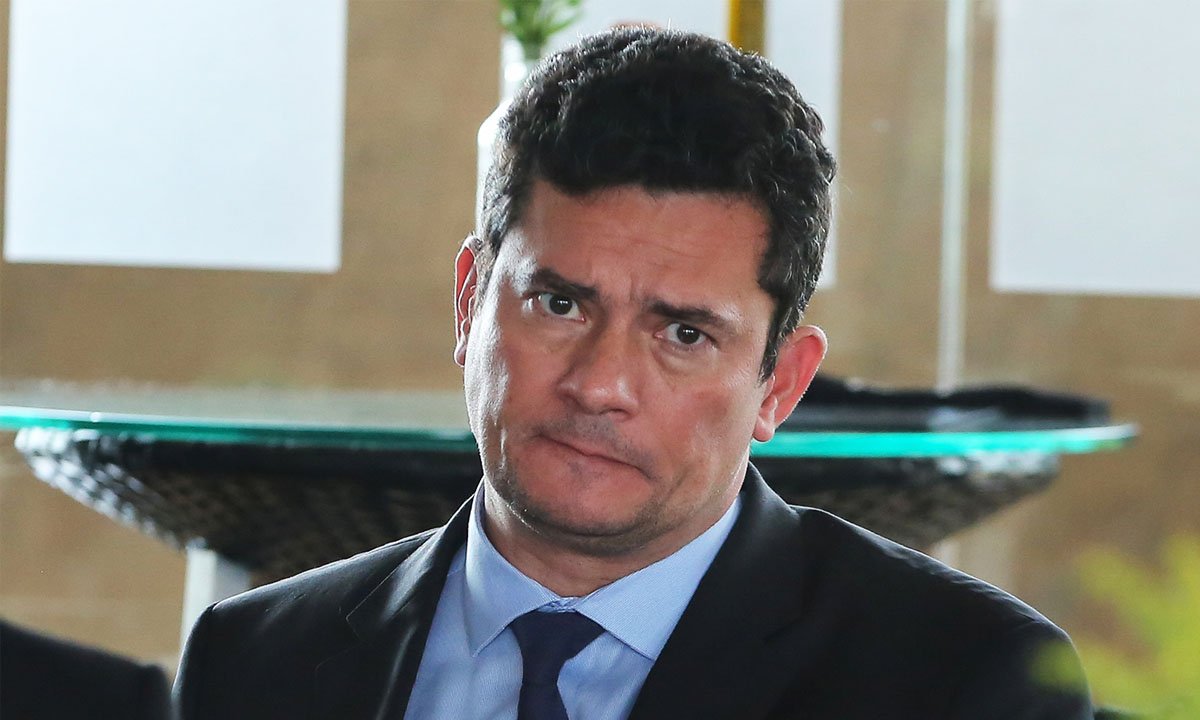 Cármen Lúcia muda voto e STF forma maioria por suspeição do Moro