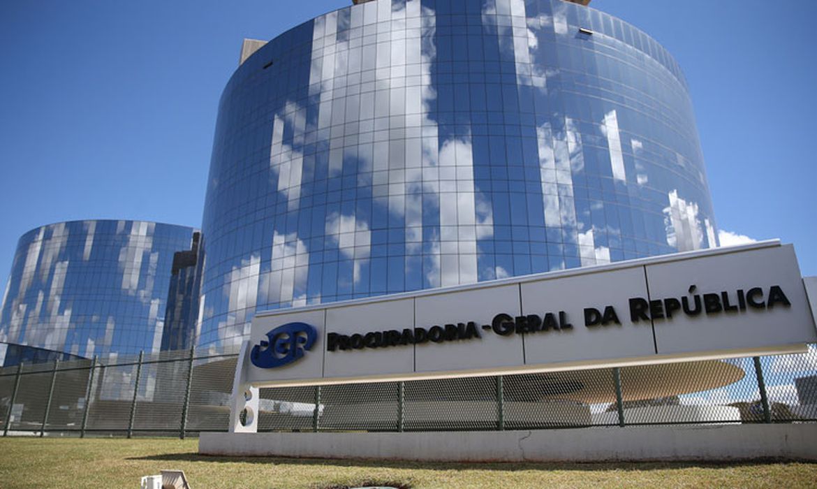 PGR pede que Fux leve julgamento de suspeição de Moro ao plenário