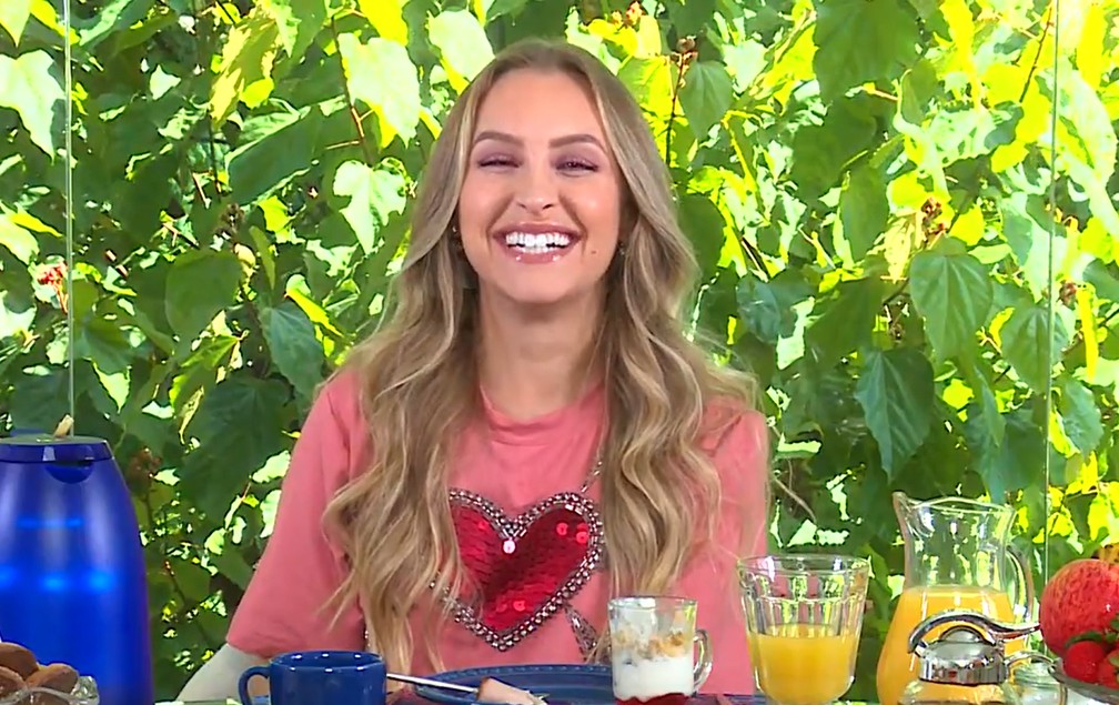 Carla fala sobre relacionamento com Arthur no BBB: 'Estou muito chocada'
