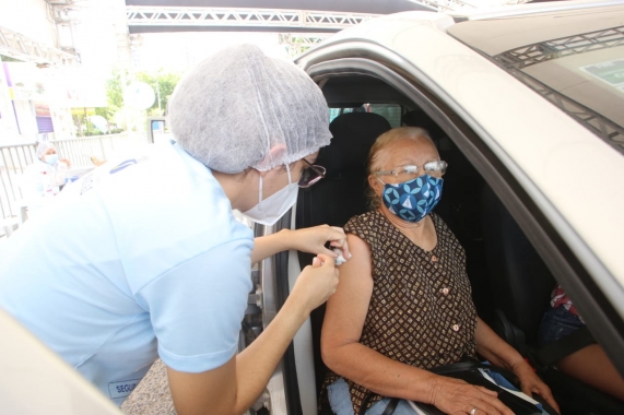 Prefeitura inicia hoje vacinação de idosos de 69 anos em Natal; veja locais