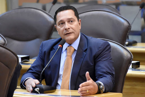 Ezequiel sugere que Governo compre produtos regionais para hospitais e merenda