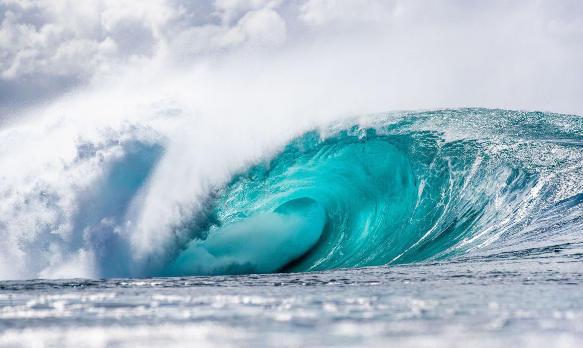 Potiguar Ítalo Ferreira garante vaga na 3ª fase do Circuito Mundial de Surf