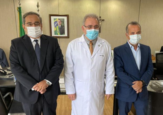 Em Brasília,  Álvaro tem encontro com ministro da Saúde: 'em busca de recursos'