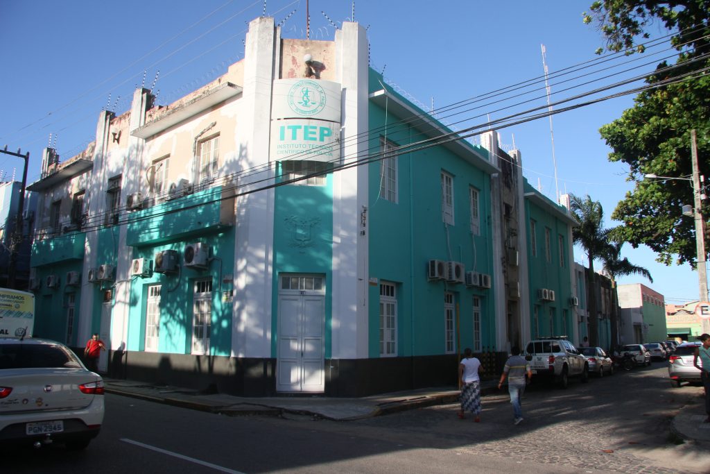 Inscrições para concurso do ITEP estão abertas; salários de até R$ 7,4 mil