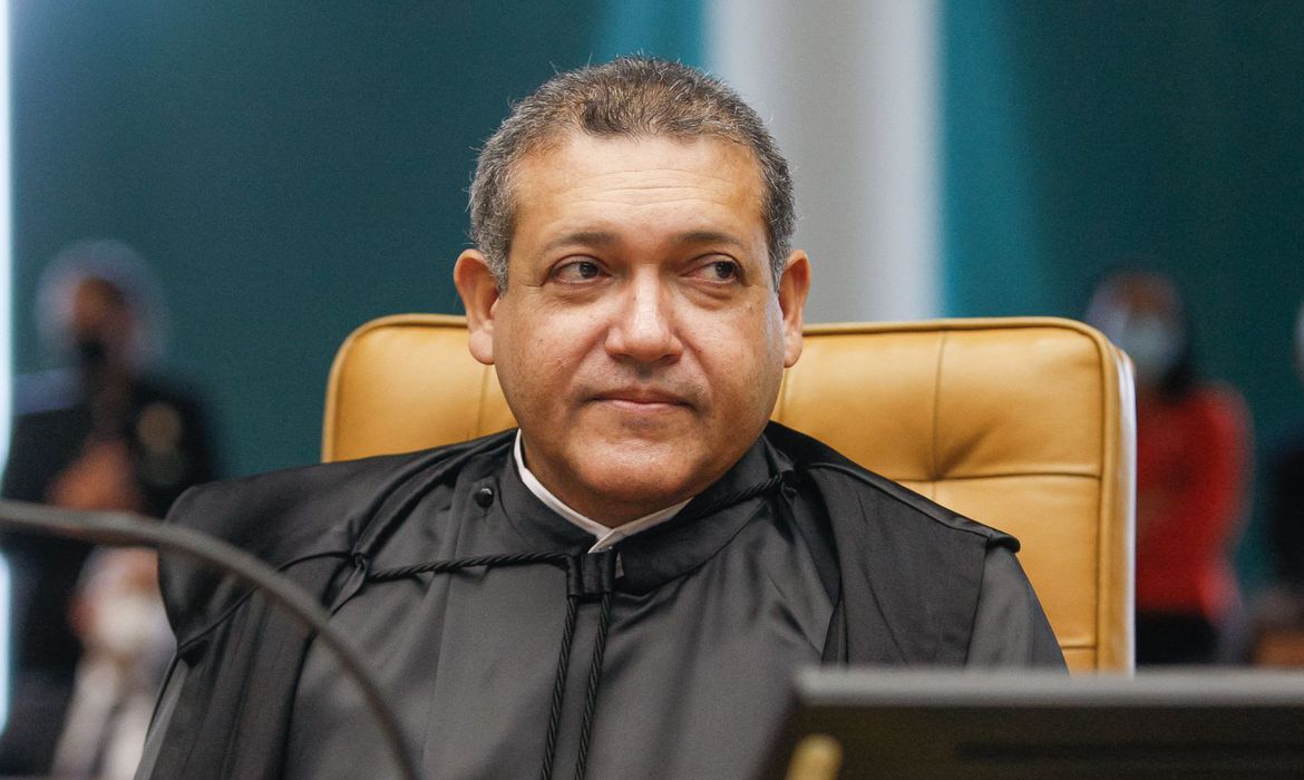 Nunes Marques avaliará ação para agilizar análise de impeachment de Moraes