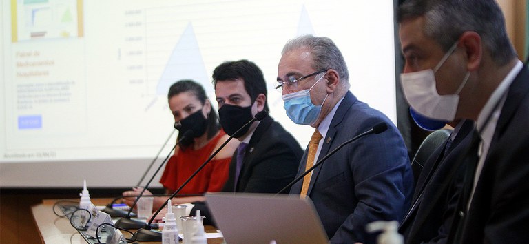 Kits intubação: Veja medicamentos e quantidades que o RN vai receber