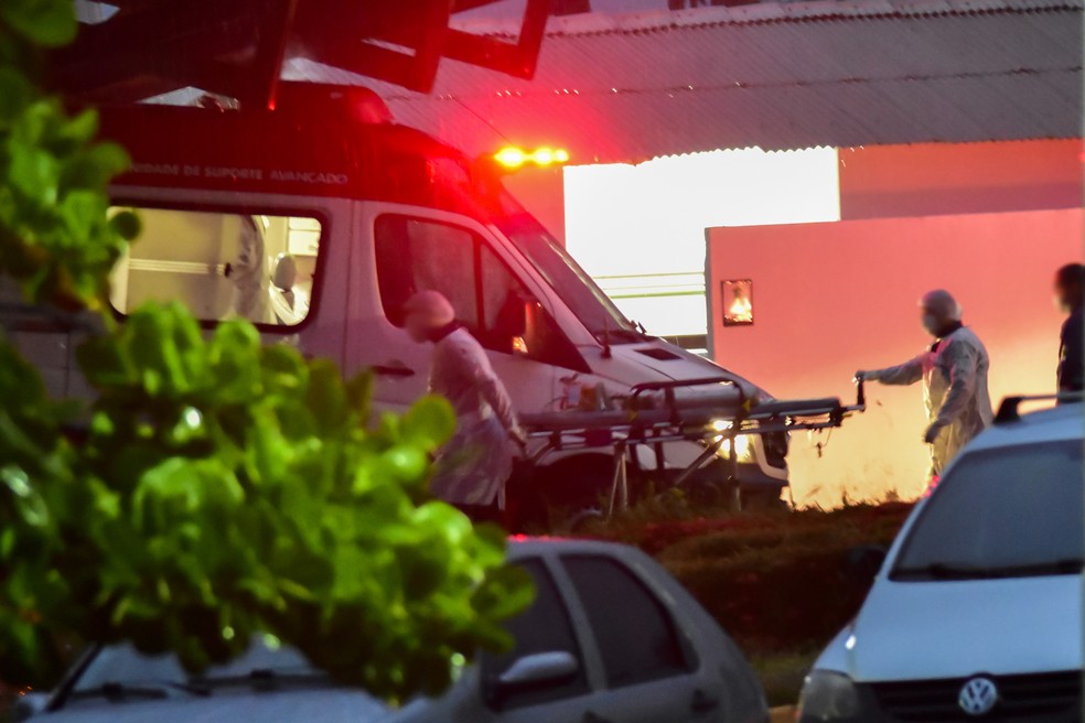 Pacientes são transferidos de hospital de Natal após queda de energia