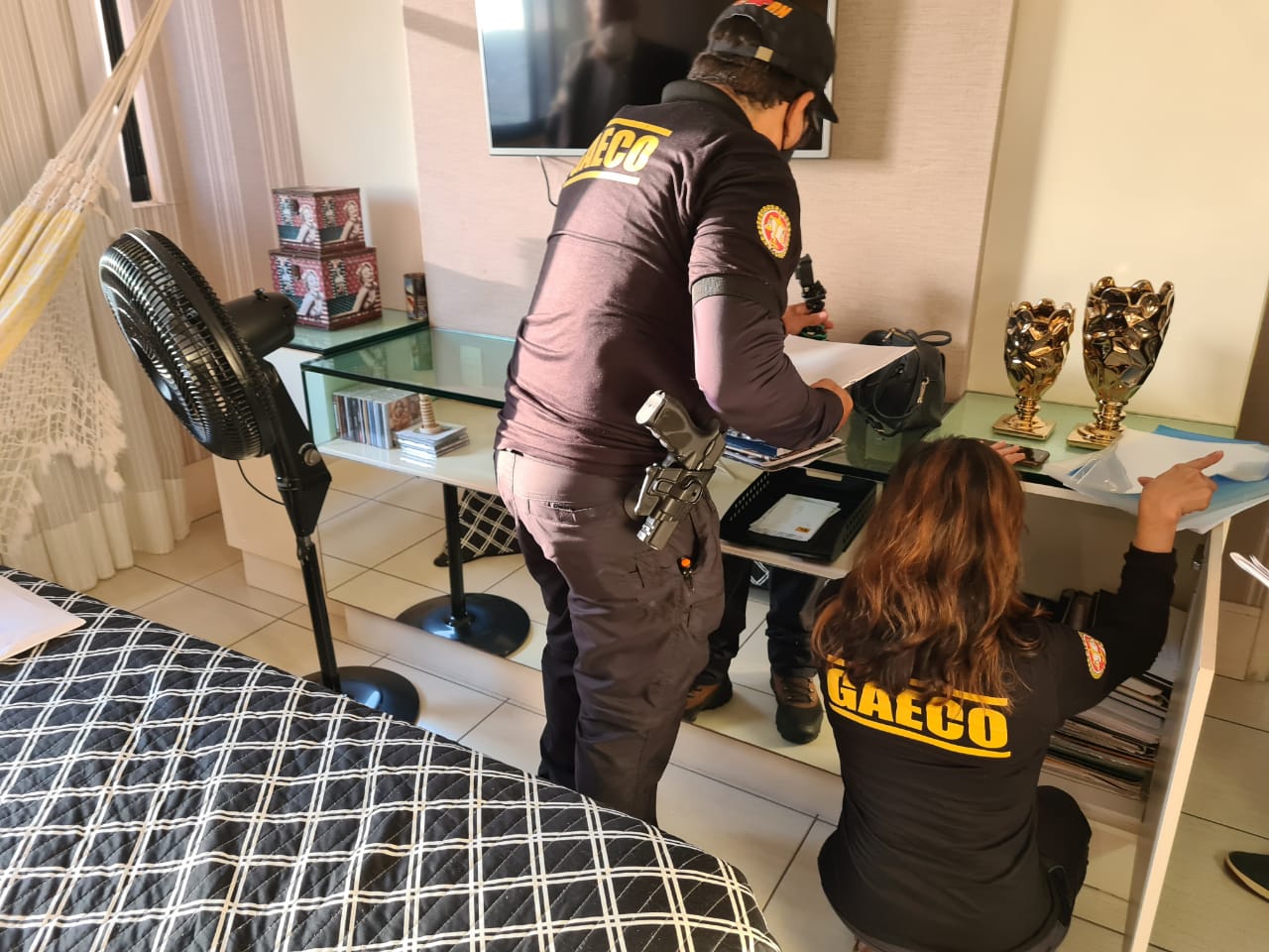VÍDEO: Veja imagens da operação do MP contra esquema de fura-fila no SUS do RN