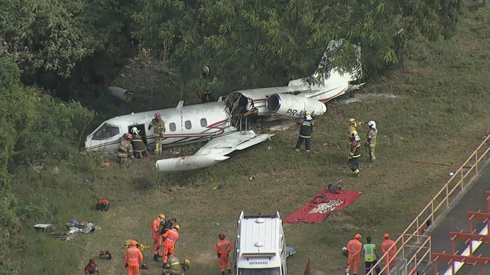 Piloto morre e outros dois ficam feridos em acidente com jatinho em BH