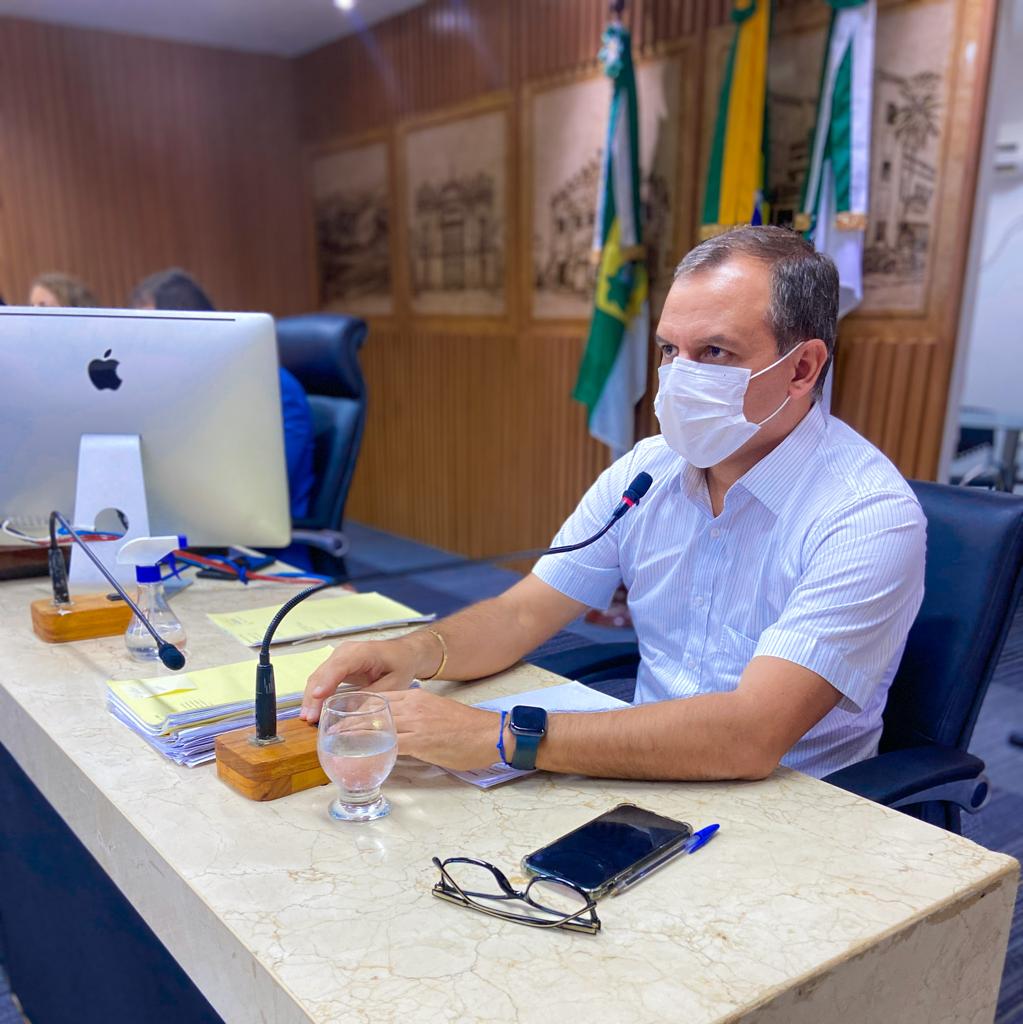 Projeto de Aldo Clemente torna bares e restaurantes serviços essenciais em Natal