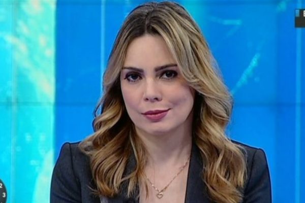 Jornalista chama ataque a Bolsonaro de "facada mal-sucedida"; ministro reage