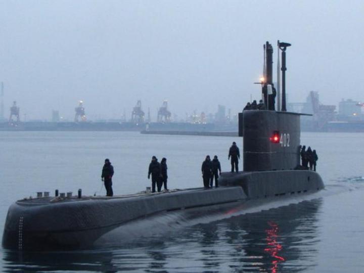 Indonésia encontra submarino e confirma morte de 53 tripulantes
