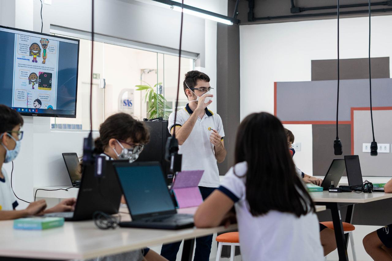 Estudantes de Natal exercem protagonismo com cultura maker em sala de aula