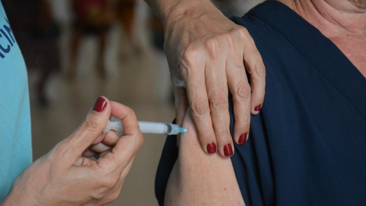 Parnamirim inicia vacinação de pacientes renais crônicos nesta quarta