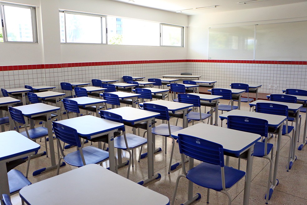 Governo libera retorno às aulas presenciais em escolas públicas e privadas no RN