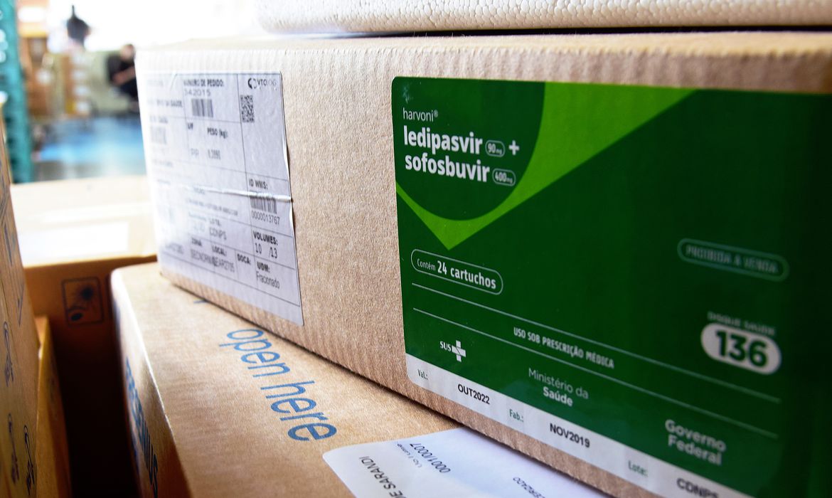 Ministério da Saúde distribui 864 mil medicamentos de intubação a estados
