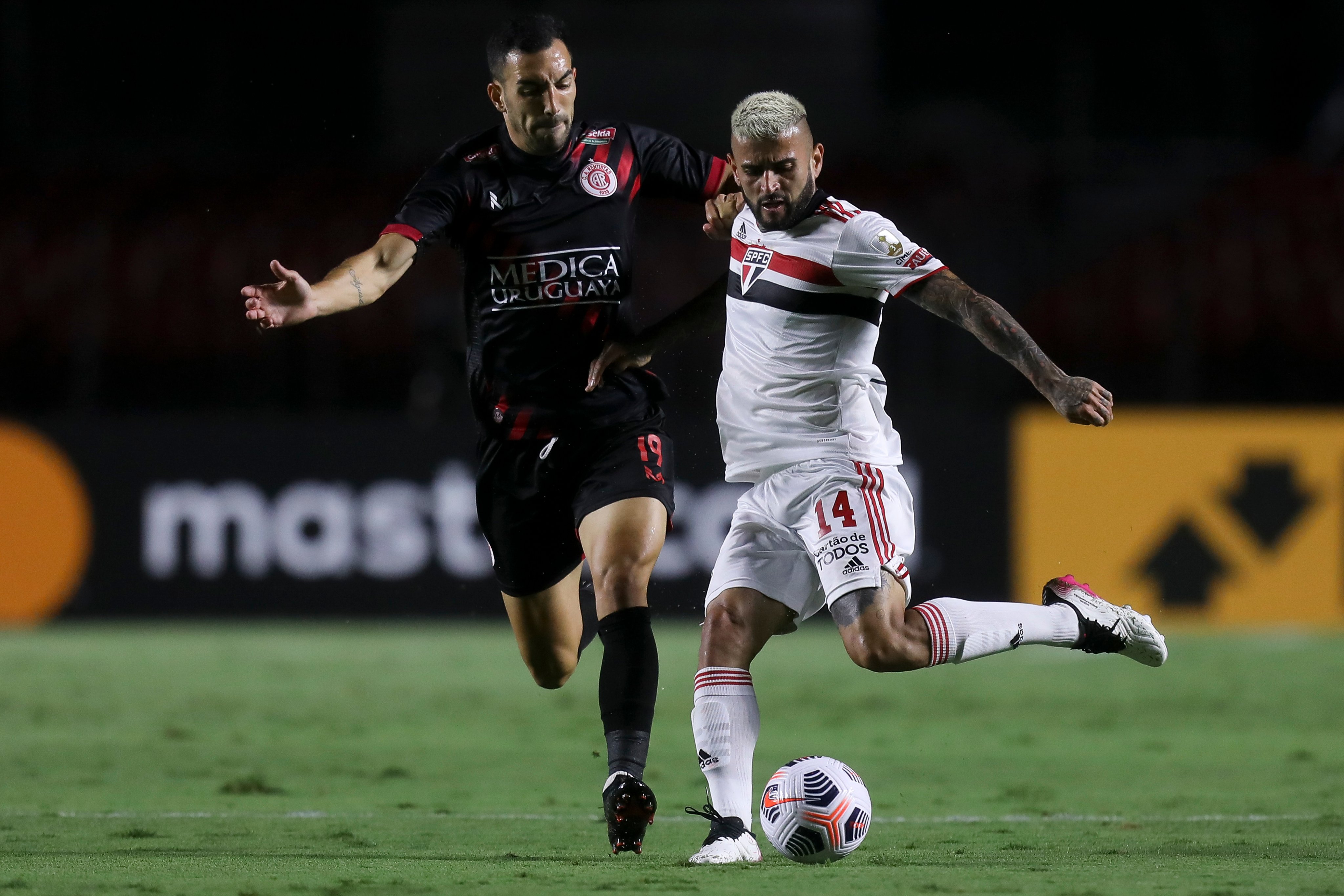 São Paulo vence mais uma vez na Libertadores