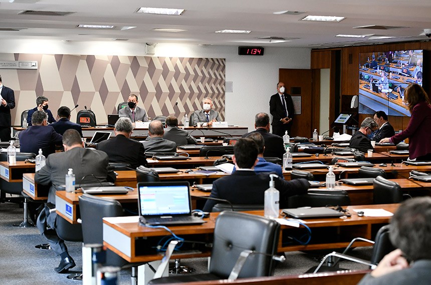CPI da Covid pode convocar ministros, prefeitos e governadores na próxima semana