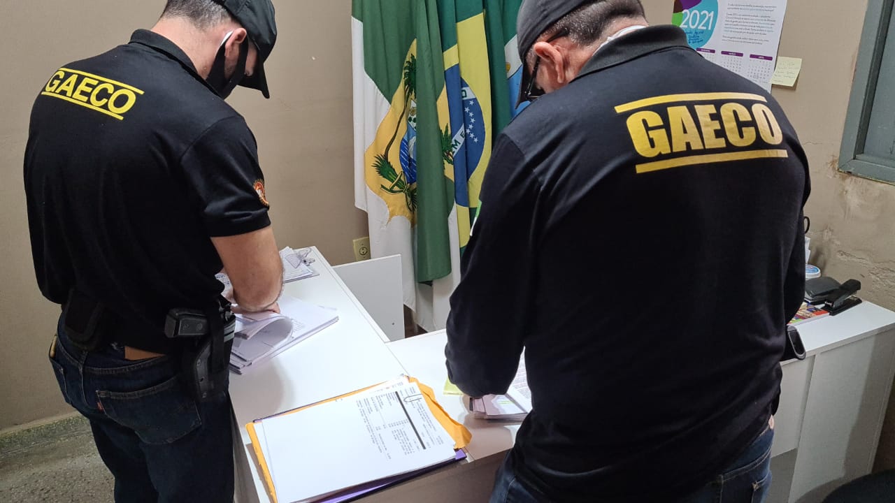 VÍDEO: Veja imagens de operação do MP contra desvios em Prefeitura no RN