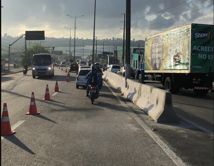 STTU retoma operação de faixa reversível na ponte de Igapó