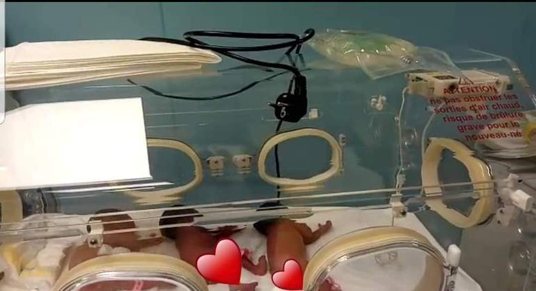 Mulher que esperava sétuplos dá à luz nove filhos