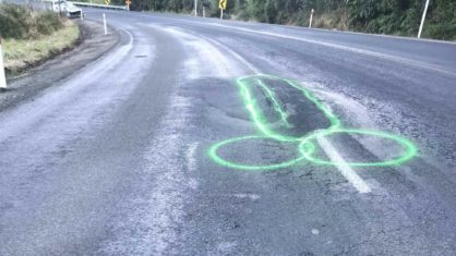 Homem que desenha pênis para sinalizar buracos em estradas pode ser processado