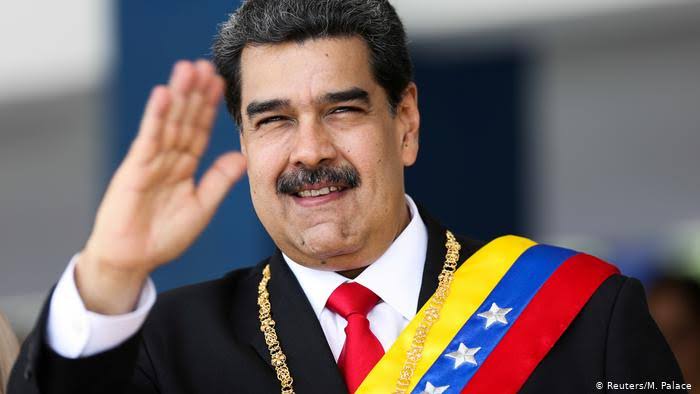 Sob Maduro, PIB da Venezuela já caiu 80% desde 2013, aponta FMI