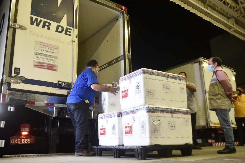 RN recebe hoje quase 90 mil doses de vacinas; veja quantidades de cada