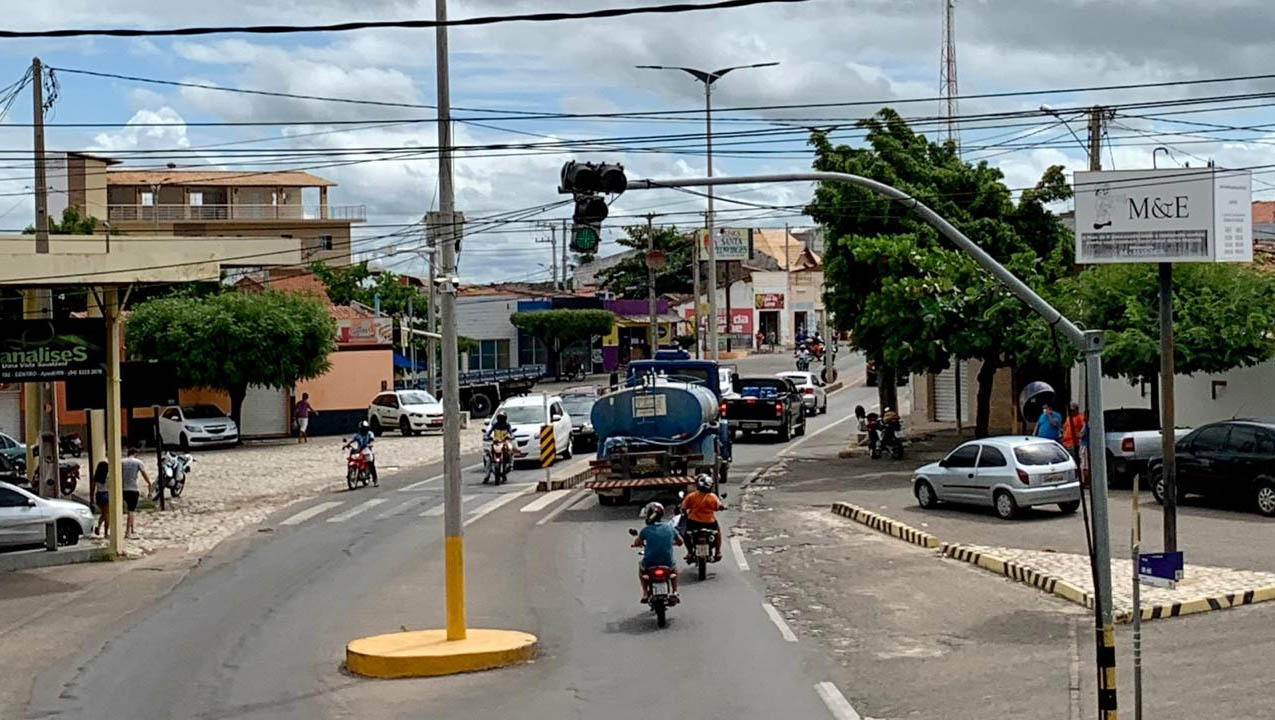 Cidade do RN multa em R$ 100 quem espalhar Covid e impõe toque de recolher