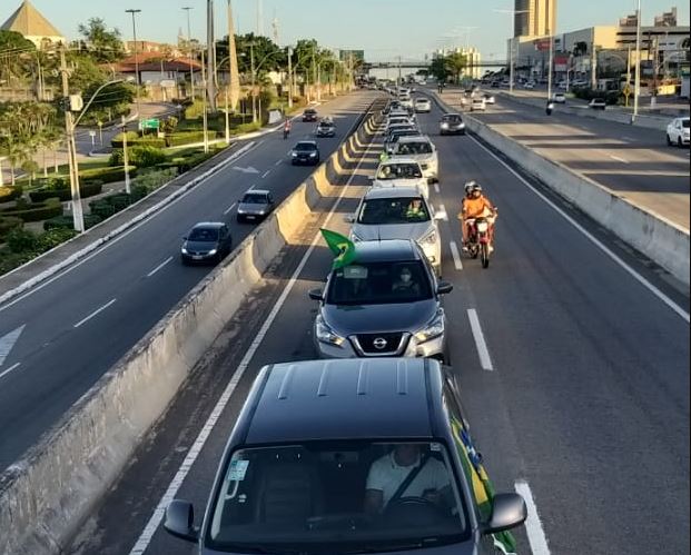 Covid: Médicos fazem carreata em Natal por tratamento precoce; assista