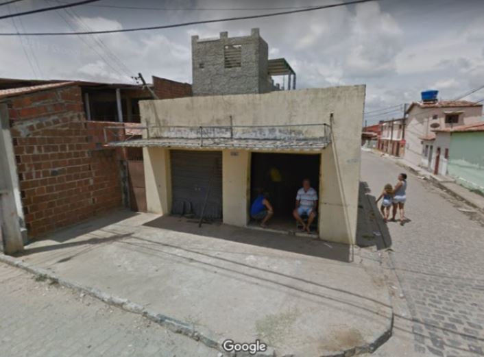 VÍDEO: Fachada de oficina desaba e deixa um ferido em Natal; veja