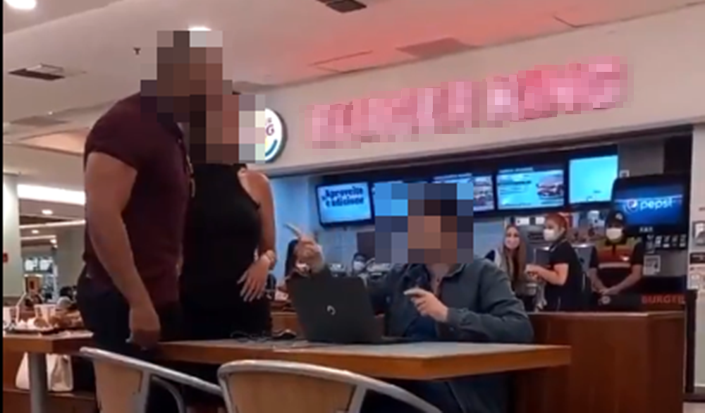 Acusação de racismo gera bate-boca em shopping de Natal