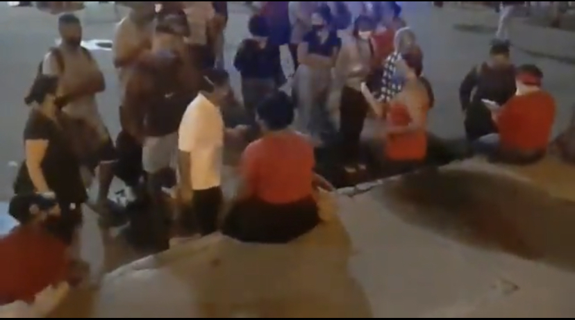 Vídeo mostra suposto 'ponto de pagamento' durante atos contra Bolsonaro