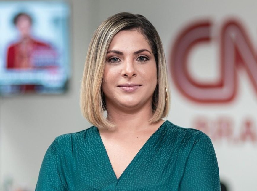 Bolsonaro chama jornalista da CNN Brasil de “quadrúpede”