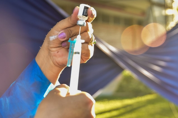 Natal amplia vacinação e anuncia funcionamento dos serviços no feriado de hoje
