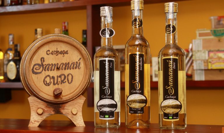 Empresário envia para Jair Bolsonaro famosa cachaça produzida no RN