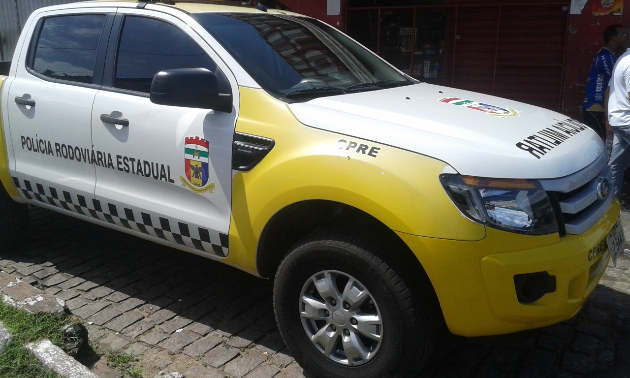 Homem é preso após bater na esposa e tentar fugir de abordagem no RN