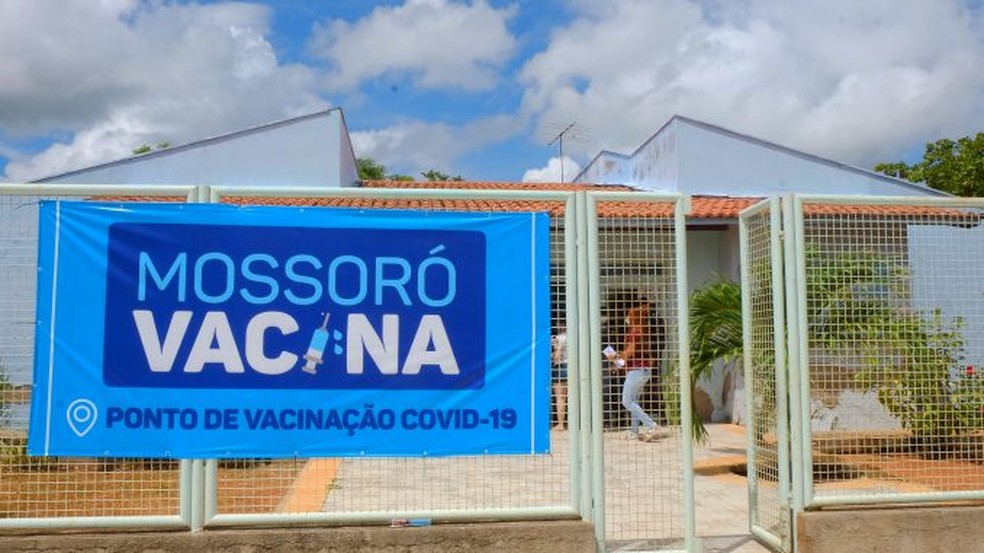 Mossoró reduz faixa etária da vacinação para pessoas com 49 anos sem comorbidades