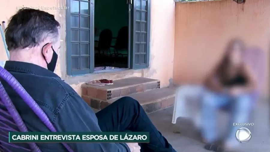 Mulher de Lázaro diz que policiais a torturaram por localização do marido