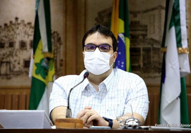 Minuto da Câmara: Vereador propõe ampliar projeto Praia Inclusiva