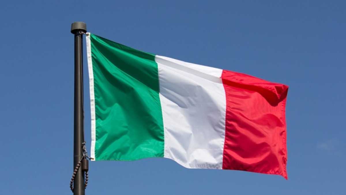 Itália não exigirá máscaras ao ar livre a partir de 28 de junho