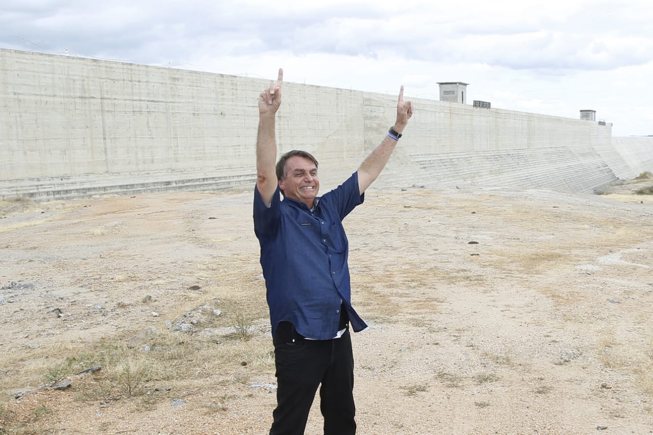 No RN, Bolsonaro diz que Barragem de Oiticica "não tem preço, vale vidas"