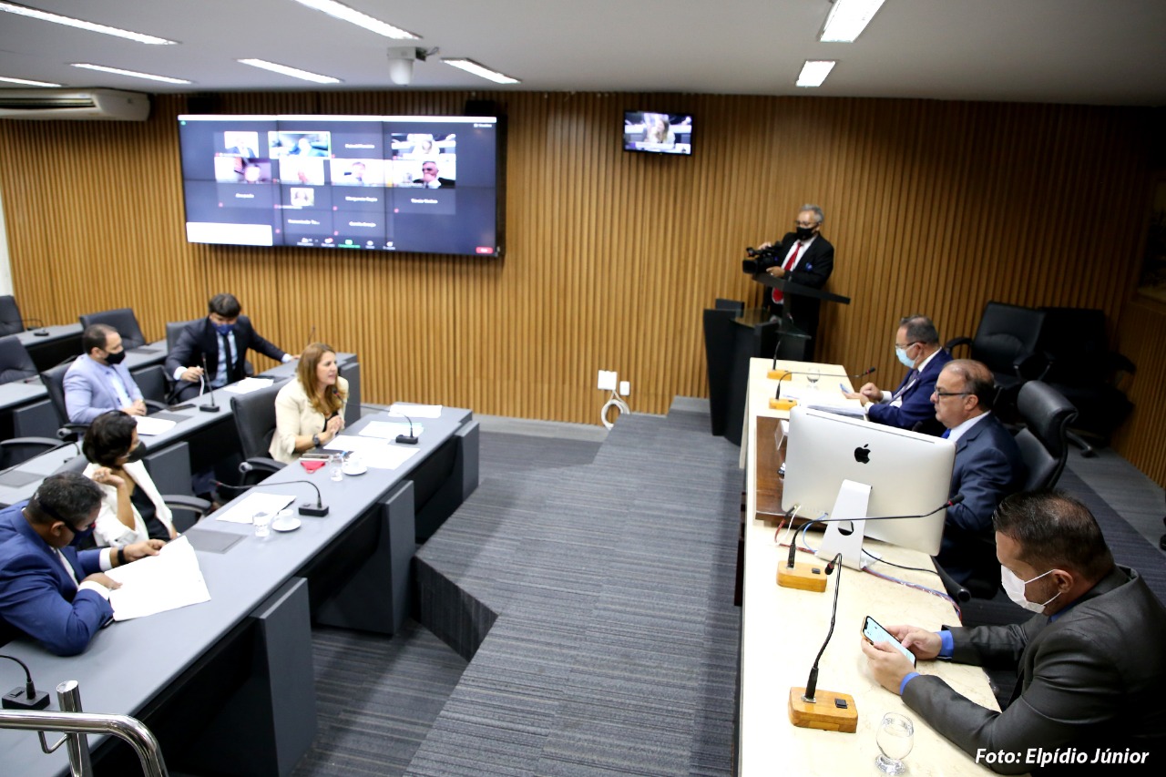 Câmara Municipal aprova projeto que regulamenta sobra da vacina em Natal