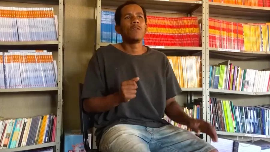 Caseiro conta como foram os momentos em que ficou frente a Lázaro