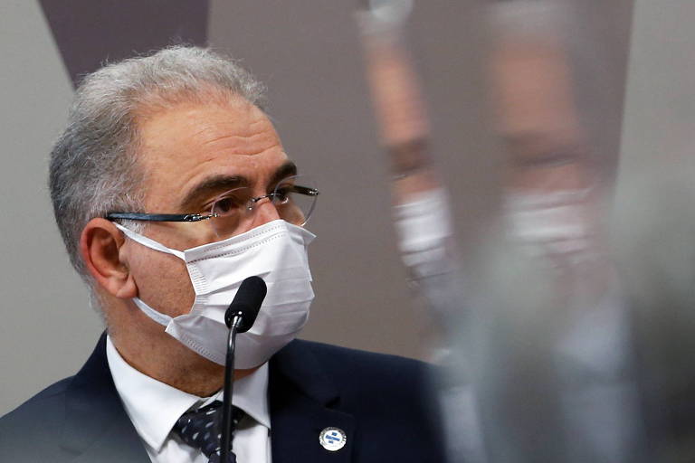 Emails indicam que governo negociou com empresa que denunciou suposta propina