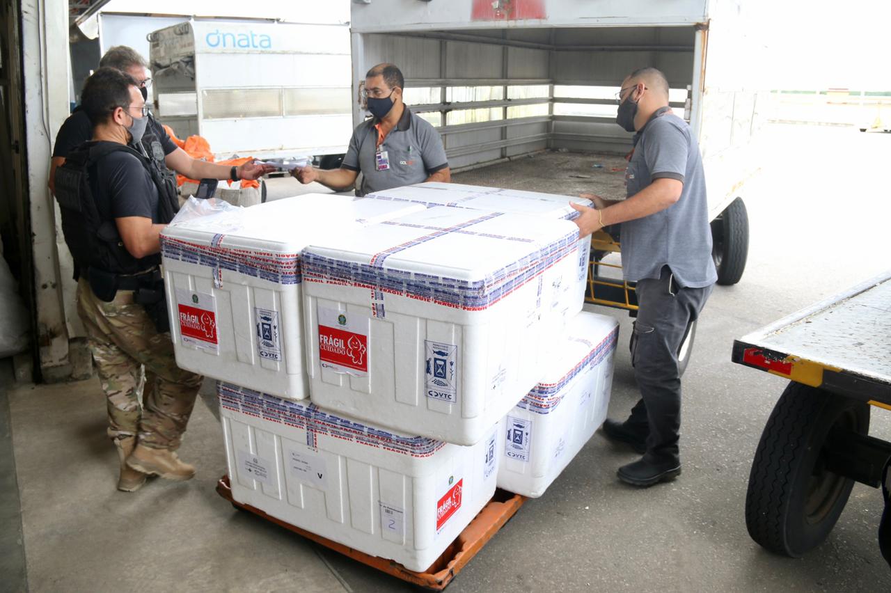 RN recebe mais 67 mil vacinas contra a Covid-19 para 1ª dose