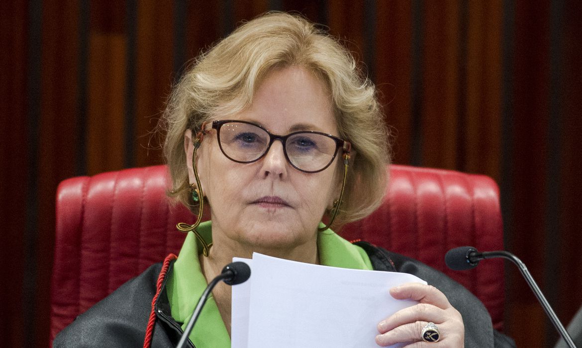 STF rejeita pedido para aguardar fim da CPI antes de decidir sobre notícia-crime contra Bolsonaro