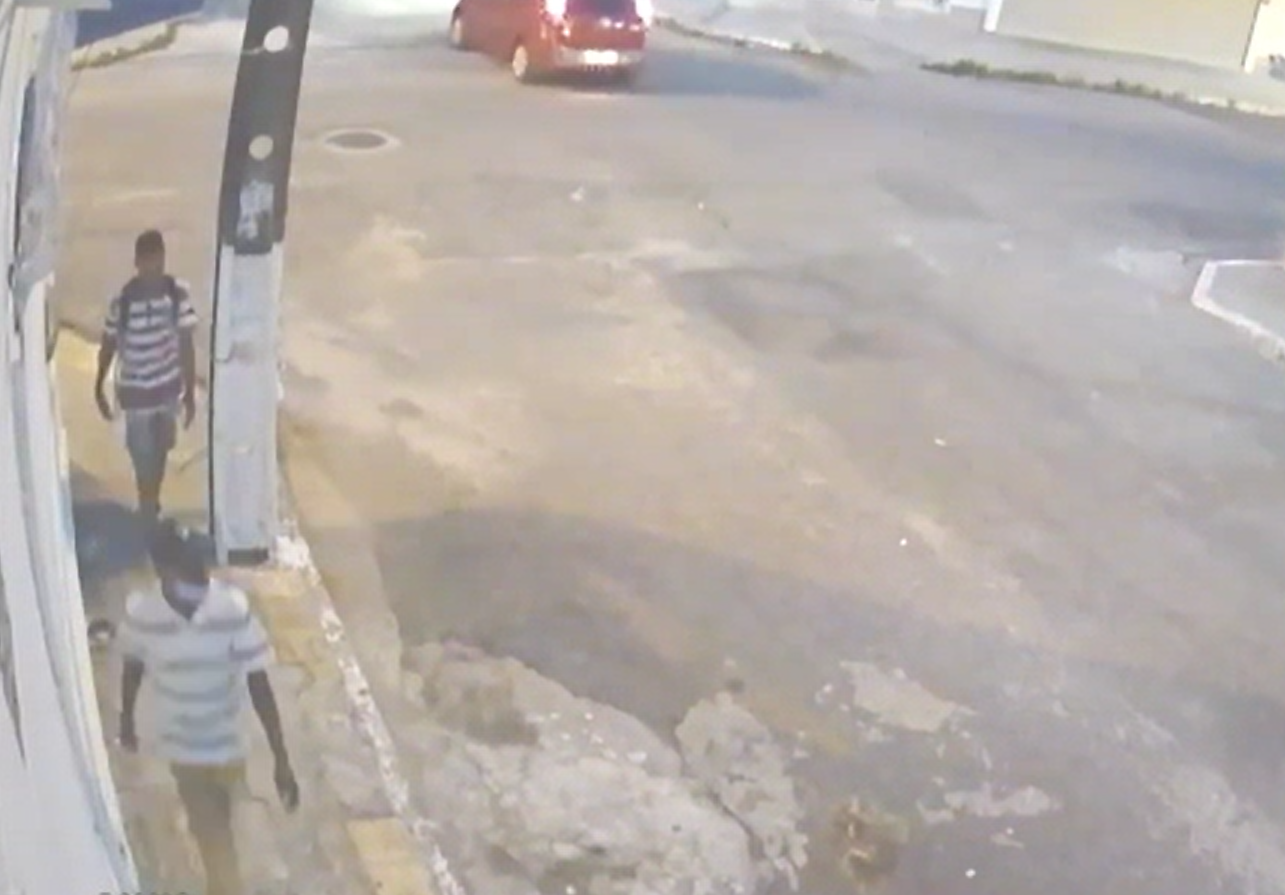 Polícia Civil divulga imagens de suspeitos de homicídio contra idoso em Natal; assista